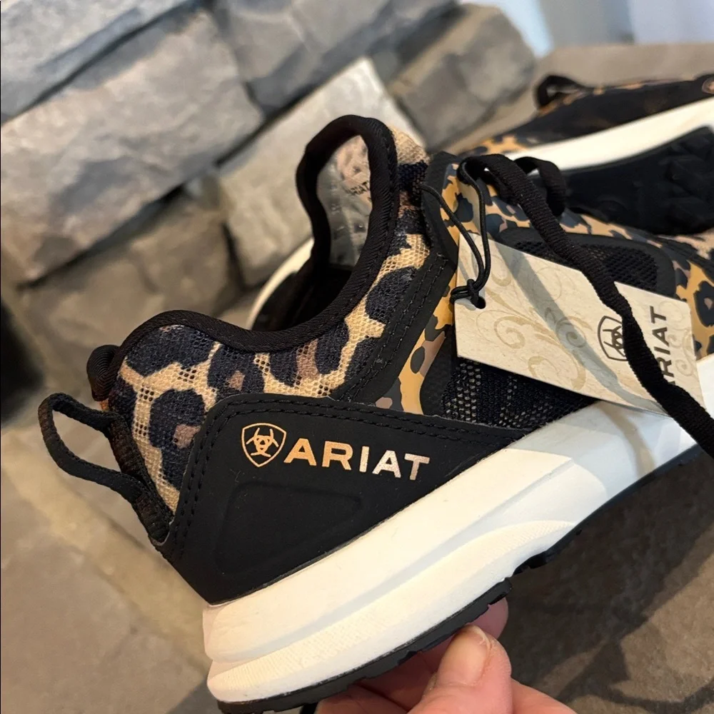 Ariat Fuse Leopard Print Lightweight EVA midsole,rubber outsole,mesh upper - Picture 10 of 11
